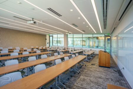 Ucsd Jacobsschool 20220907 Fah Rooms 00972 Hdr 8mp